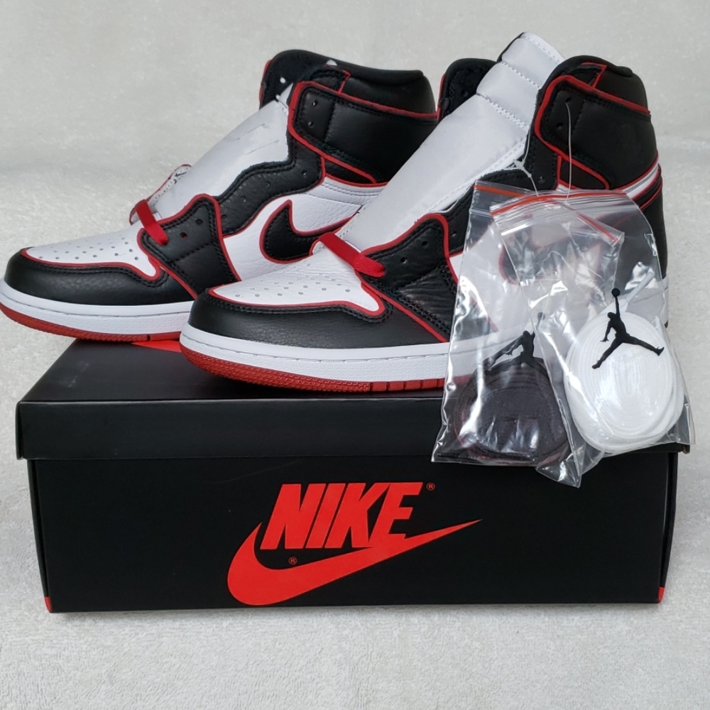 🔥🔥🔥Jordan 1 "Bloodline"